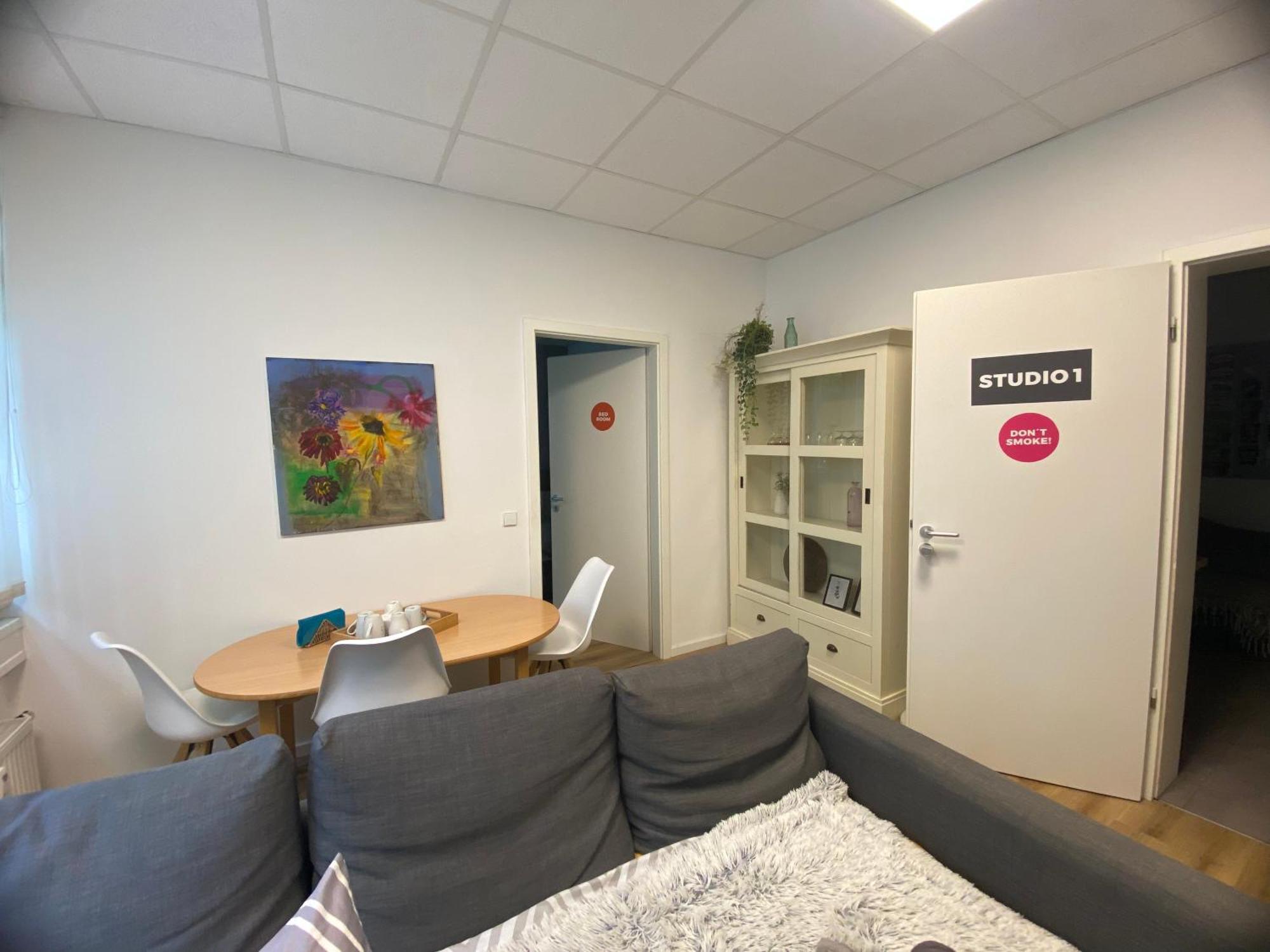 Studio 1 Mit Gemeinschaftsraeumen, Tiefgarage Leipzig Luaran gambar